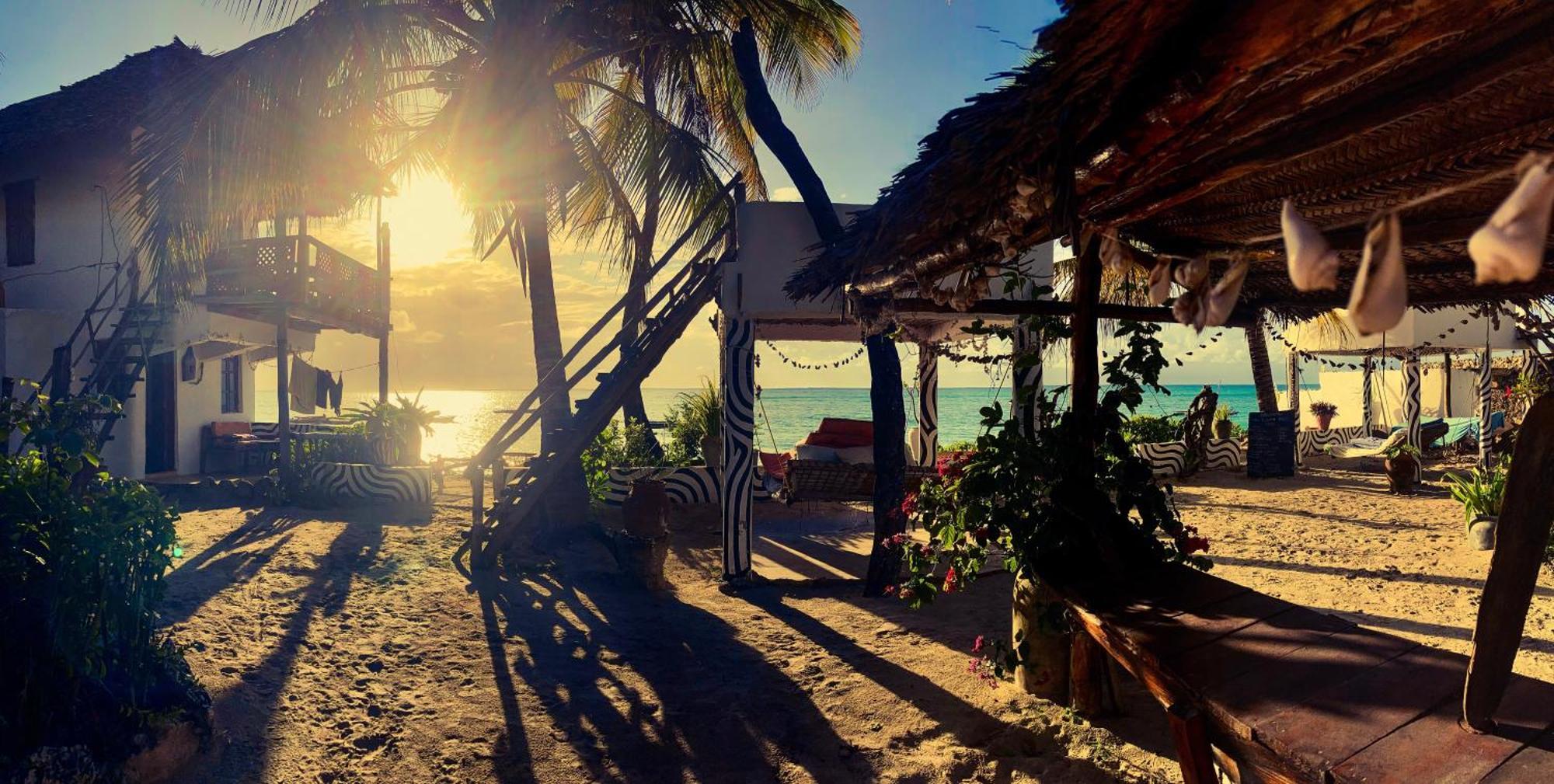 Mango Beach House จัมเบียนี ภายนอก รูปภาพ
