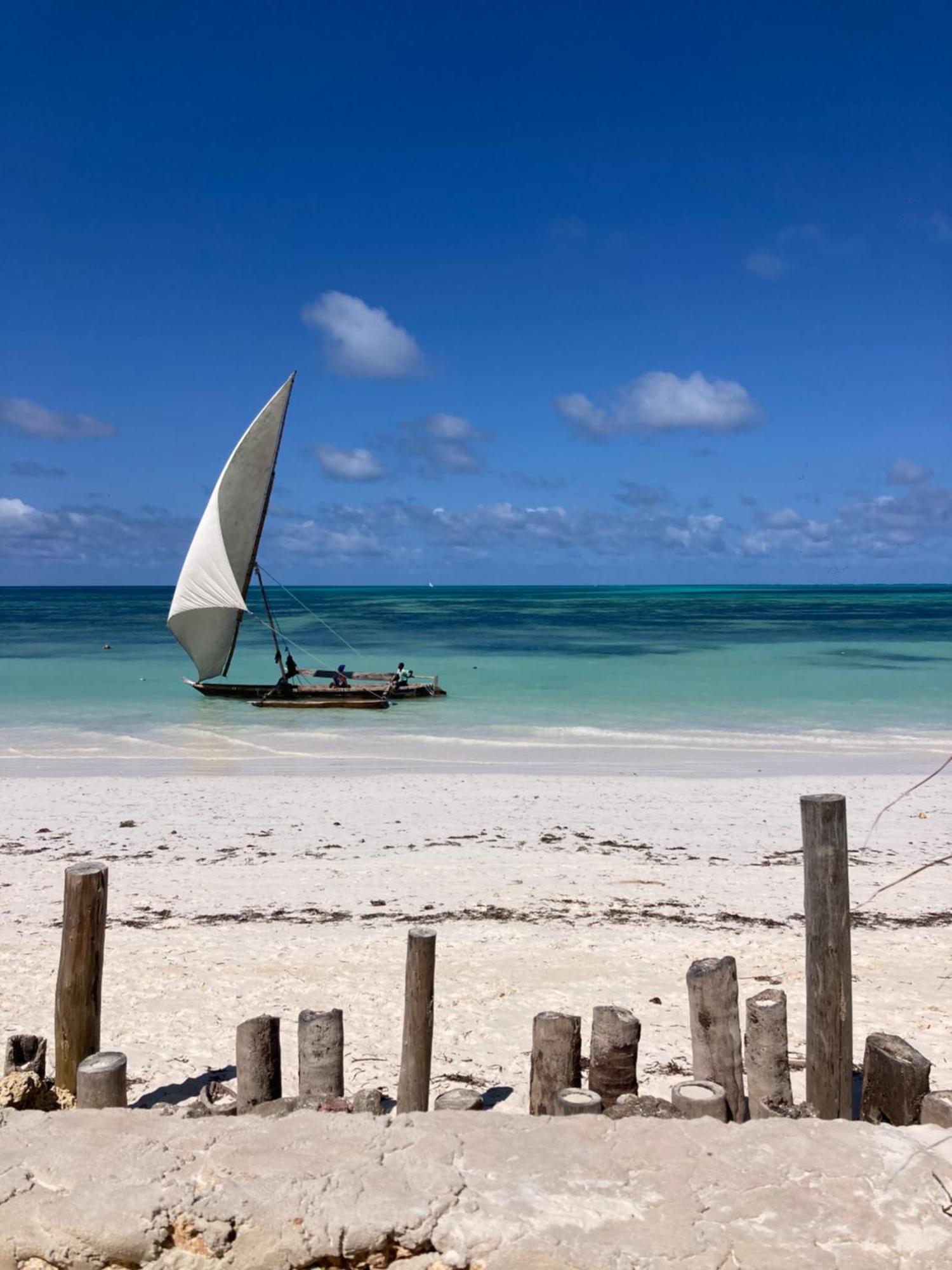 Mango Beach House จัมเบียนี ภายนอก รูปภาพ