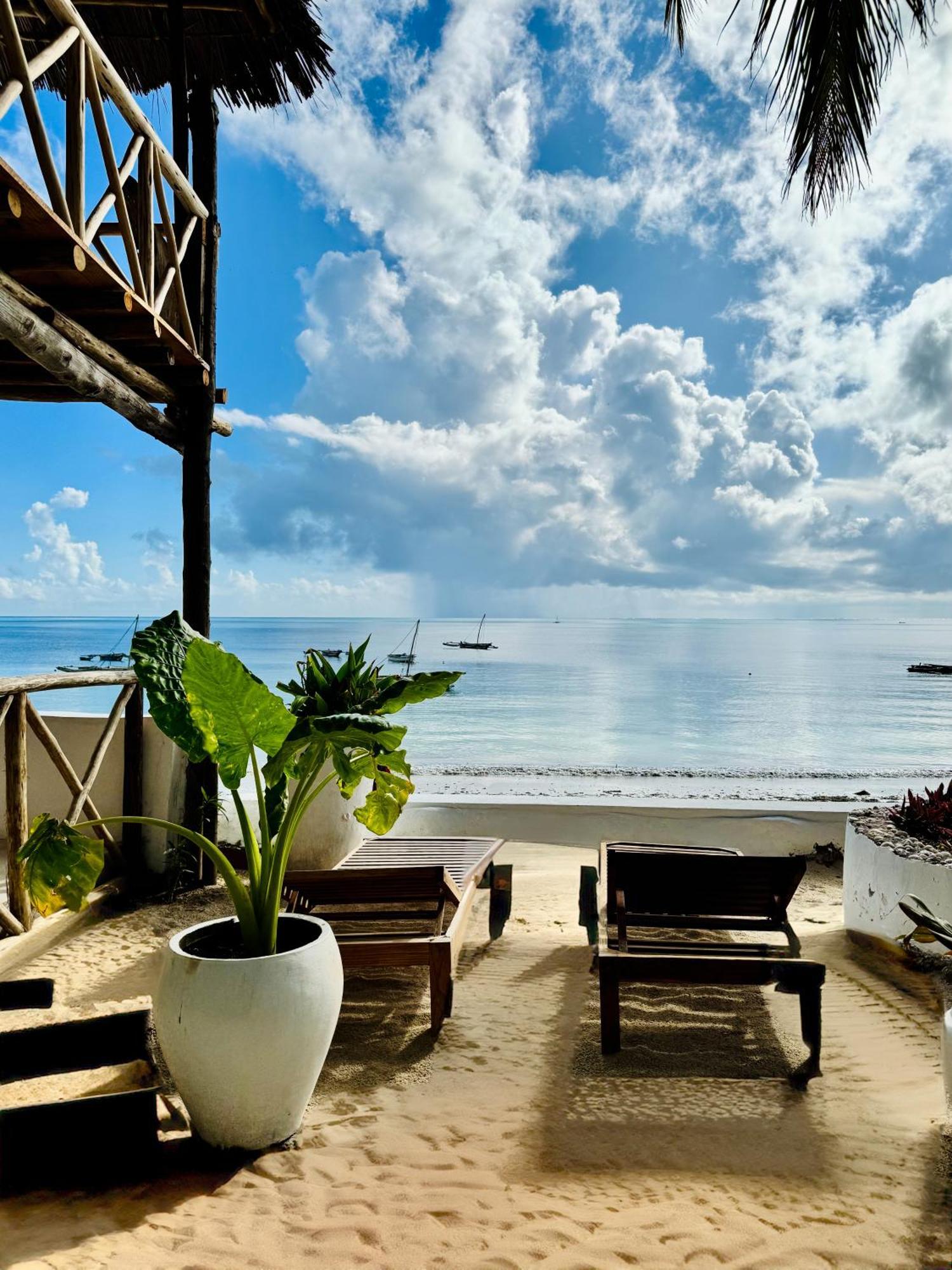 Mango Beach House จัมเบียนี ภายนอก รูปภาพ
