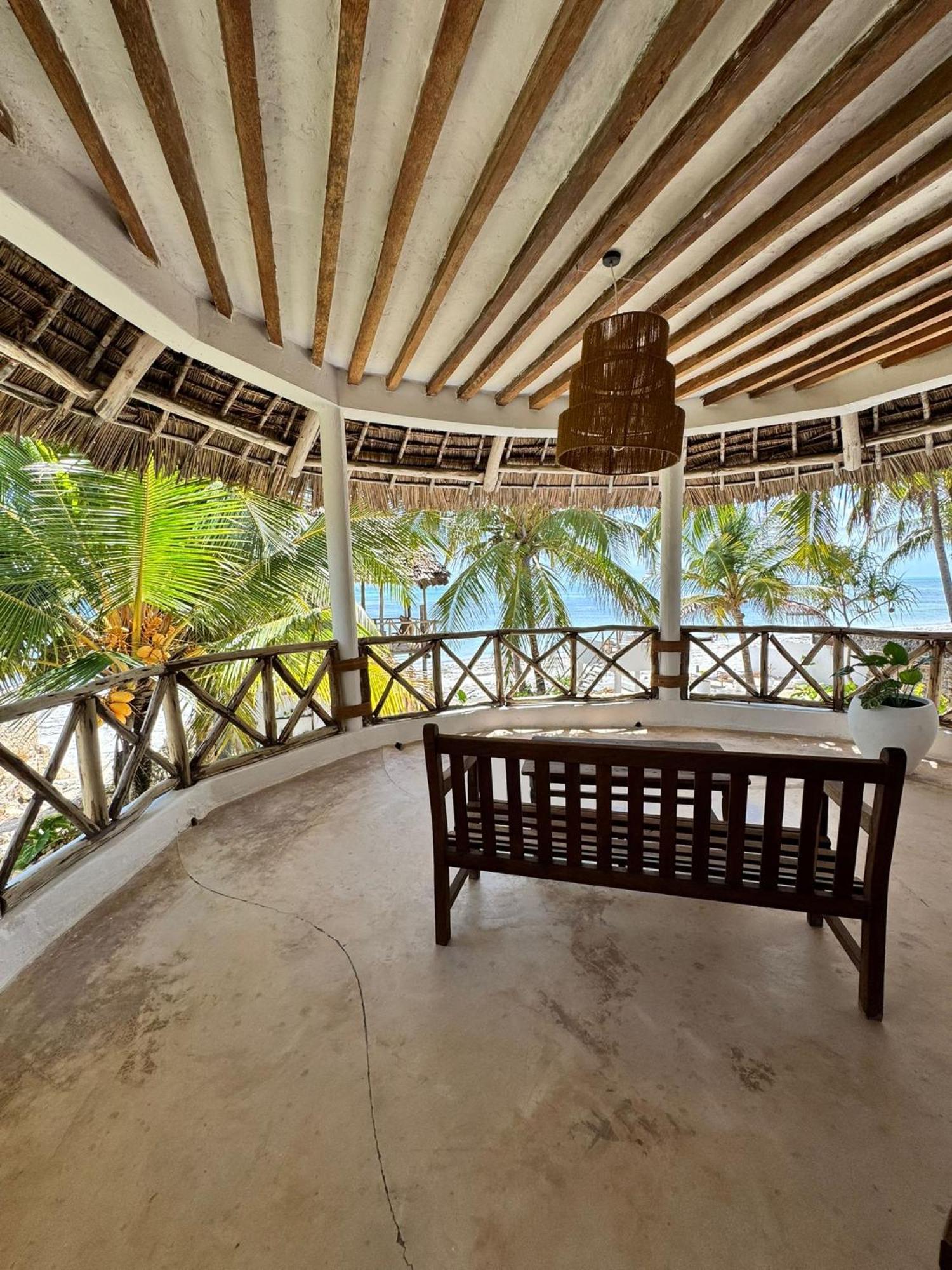 Mango Beach House จัมเบียนี ภายนอก รูปภาพ