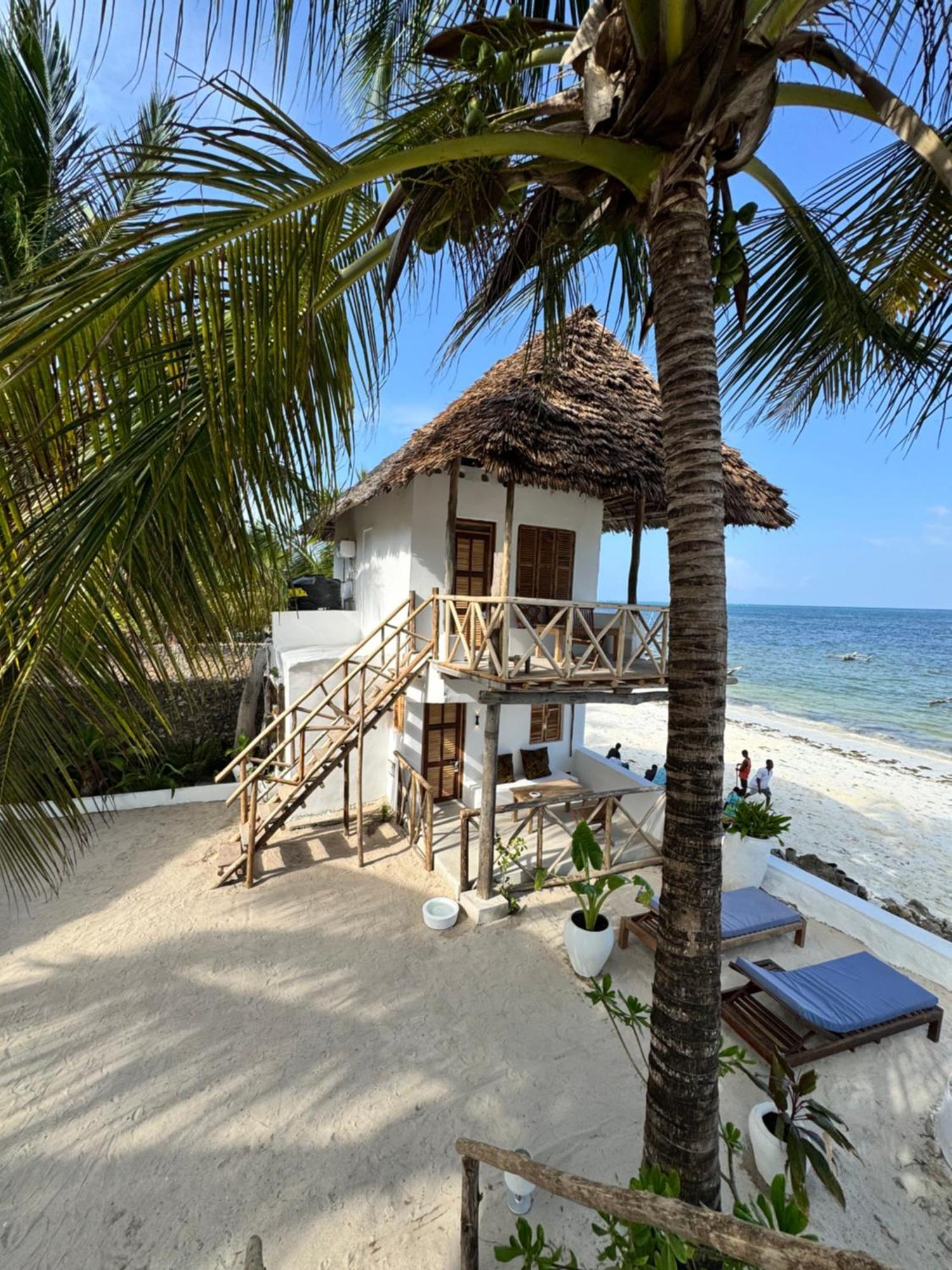 Mango Beach House จัมเบียนี ภายนอก รูปภาพ