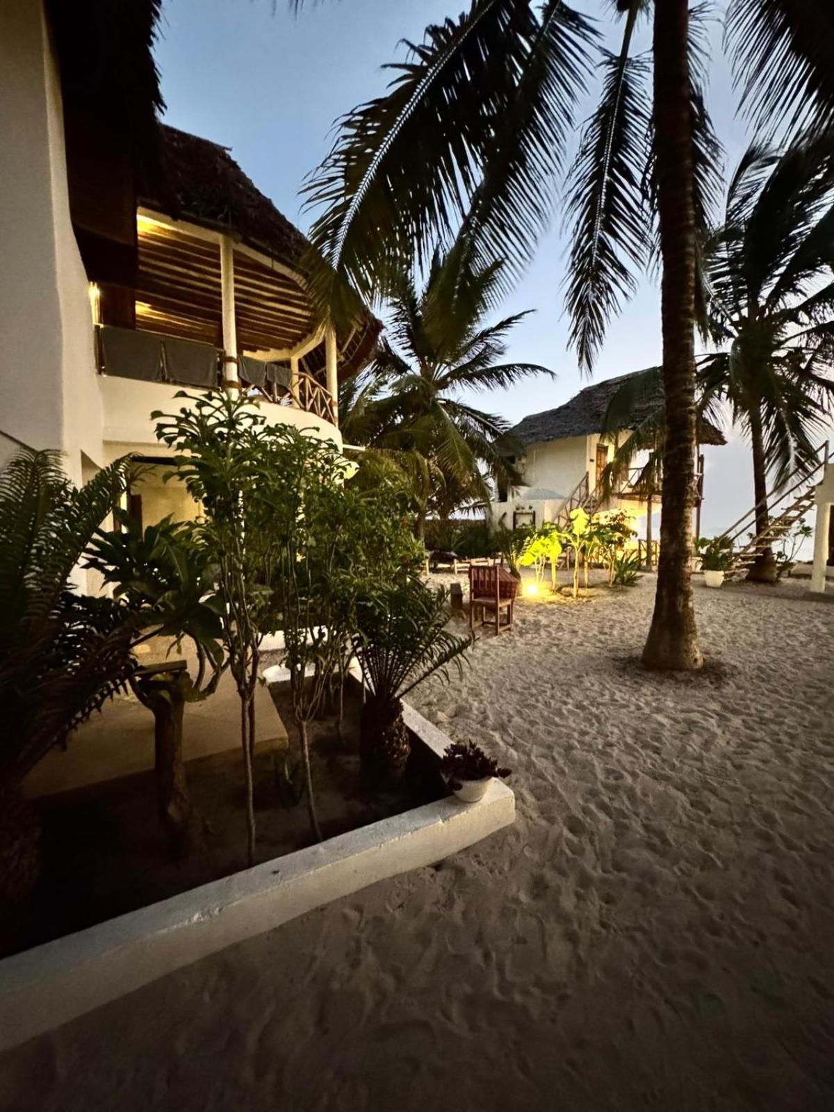 Mango Beach House จัมเบียนี ภายนอก รูปภาพ