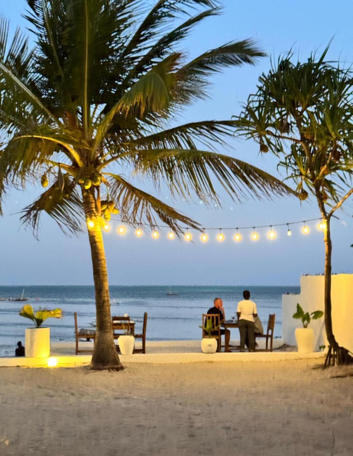 Mango Beach House จัมเบียนี ภายนอก รูปภาพ